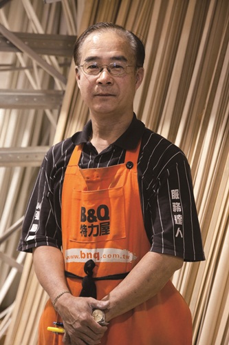 門窗修繕、鎖螺絲、電鑽